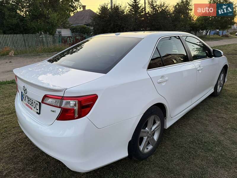 Toyota Camry 2012