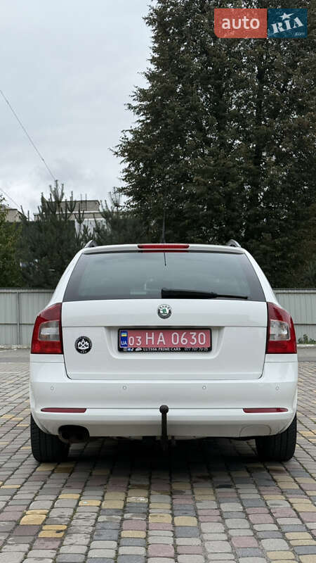 Skoda Octavia 2011