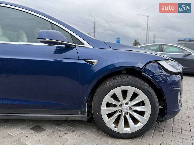 Tesla Model X 2017