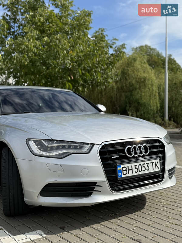 Audi-30