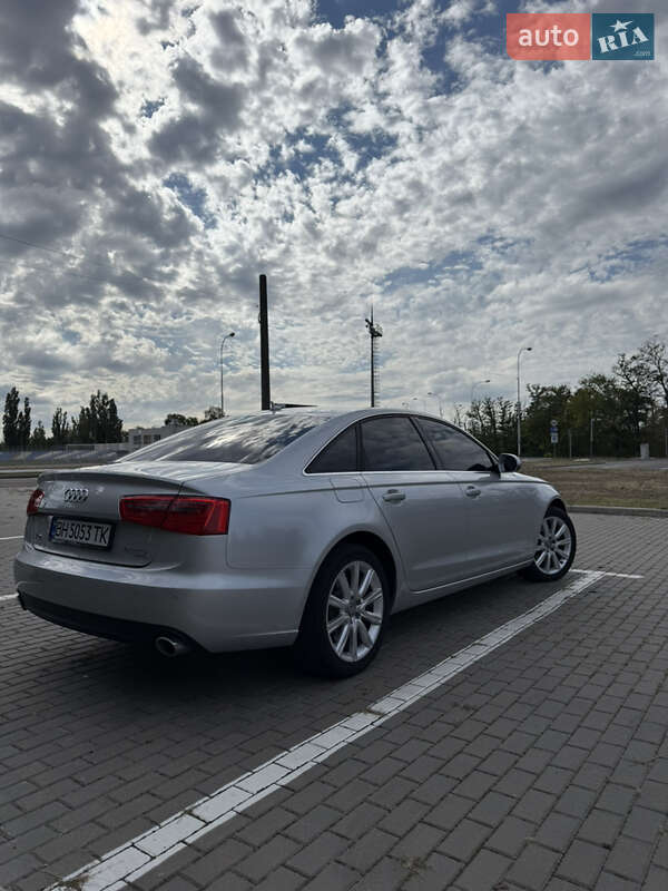 Audi-6