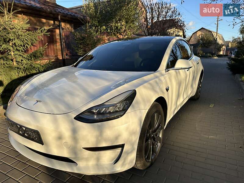 Tesla-20