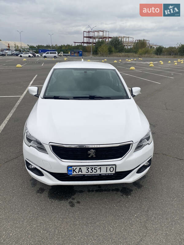Peugeot 301 2018