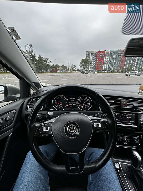 Volkswagen Golf 2015