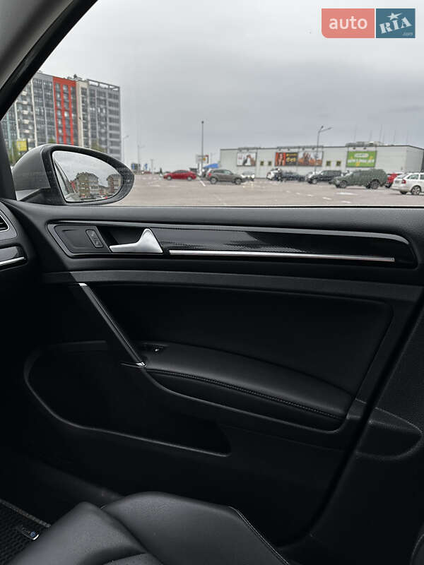 Volkswagen Golf 2015