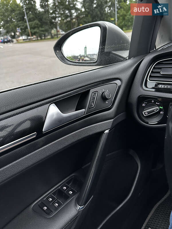 Volkswagen Golf 2015