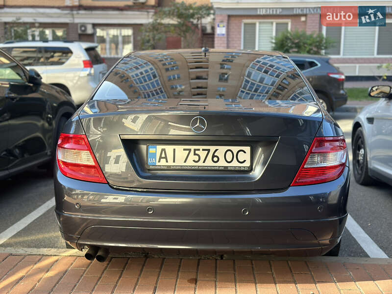 Mercedes-Benz C-Class 2007