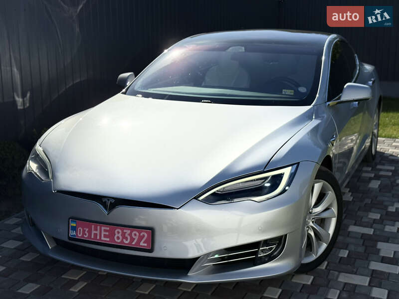 Tesla Model S 2017