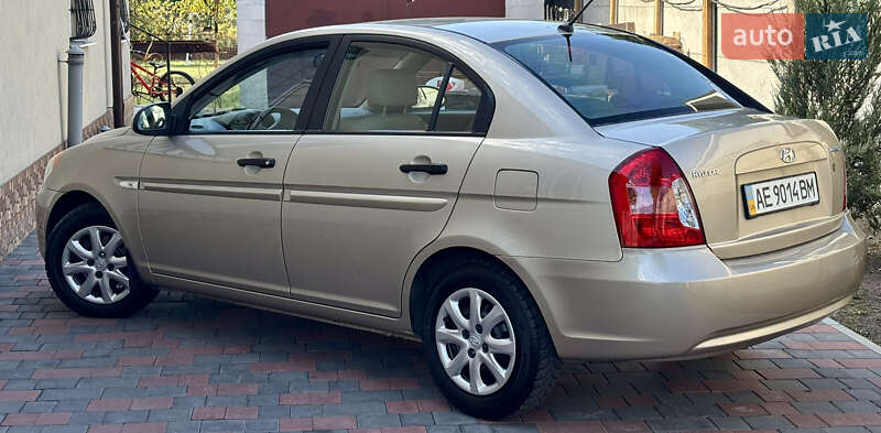 Hyundai Accent 2008