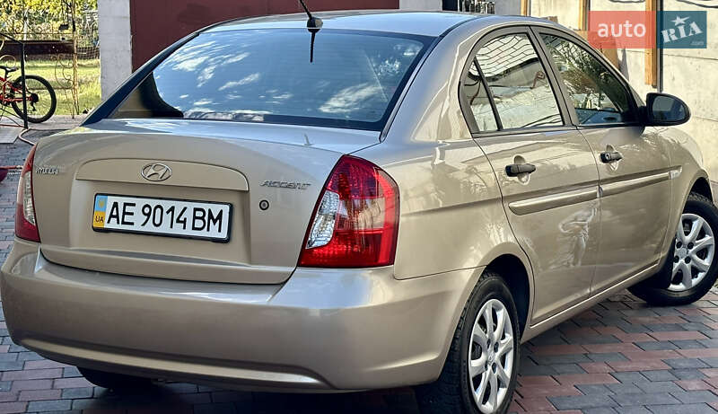 Hyundai Accent 2008