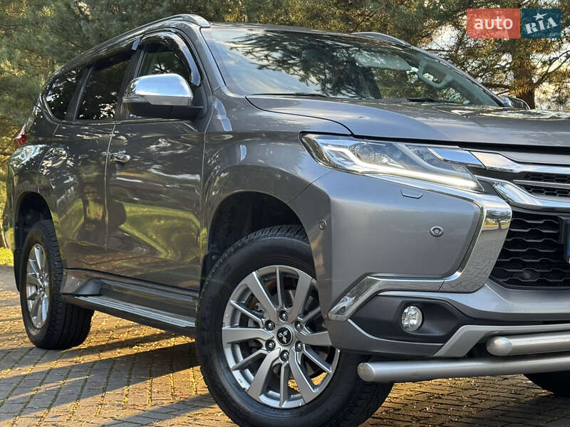 Mitsubishi Pajero Sport 2019