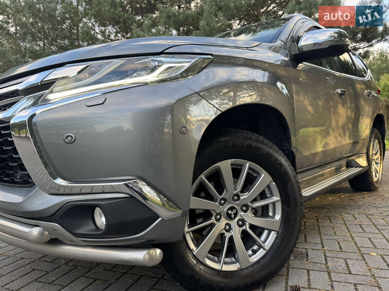 Mitsubishi Pajero Sport 2019