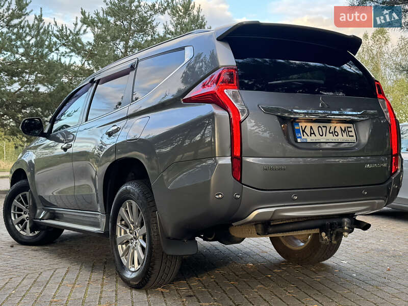 Mitsubishi Pajero Sport 2019