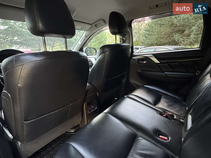 Mitsubishi Pajero Sport 2019