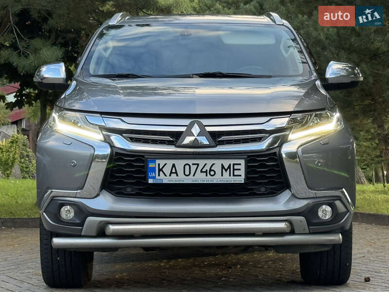 Mitsubishi Pajero Sport 2019