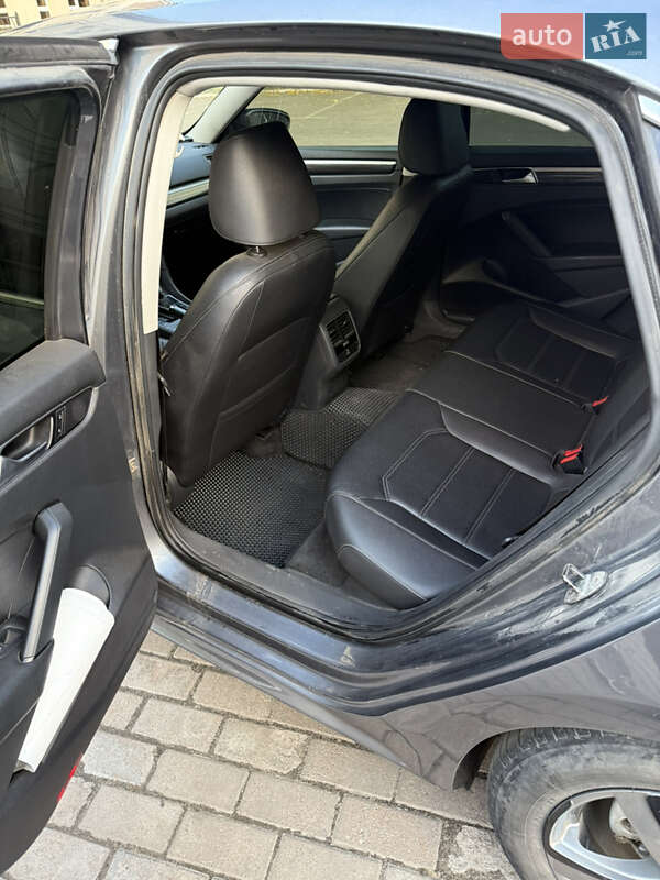 Volkswagen Passat 2016