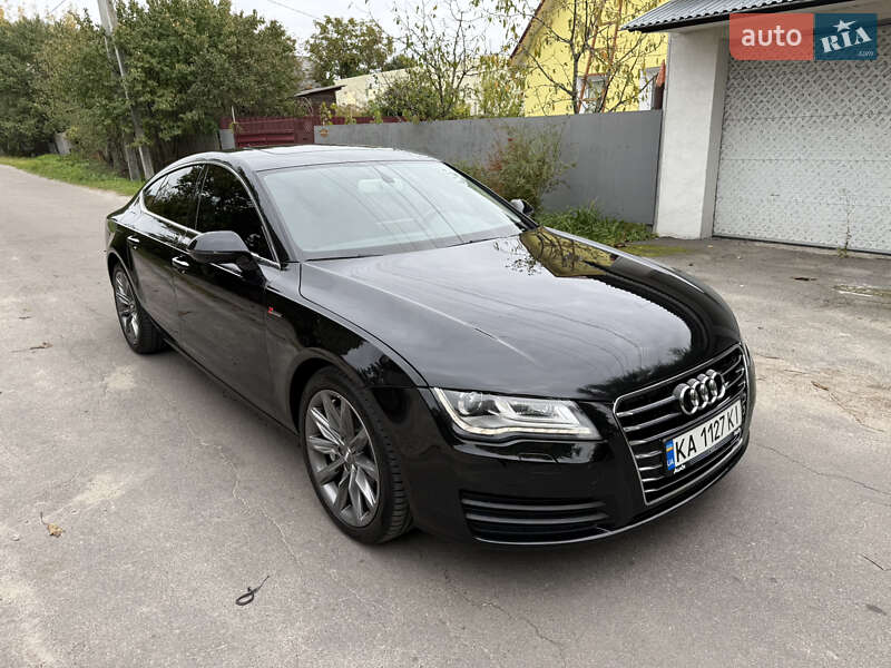 Audi-66