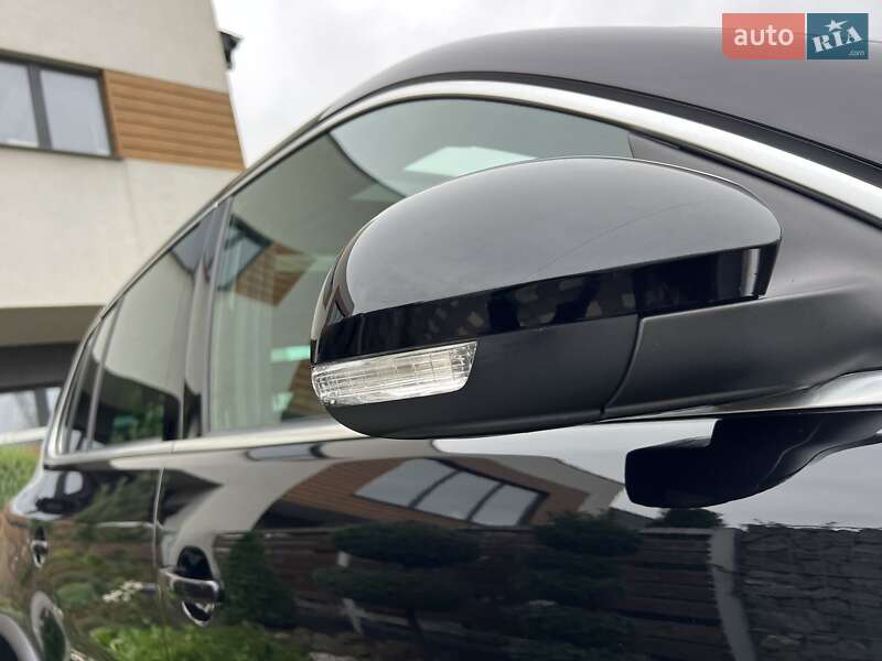 Volkswagen Tiguan 2012