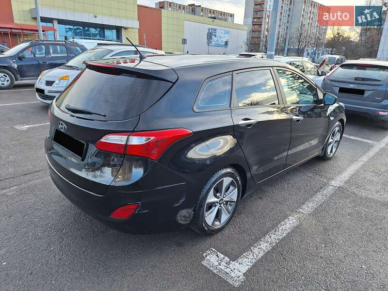 Hyundai i30 2013