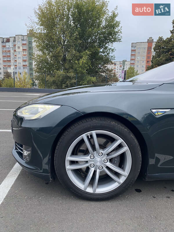 Tesla-12