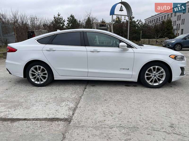Ford Fusion 2018