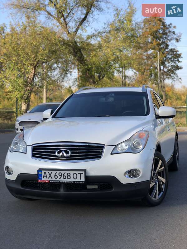 Infiniti-33