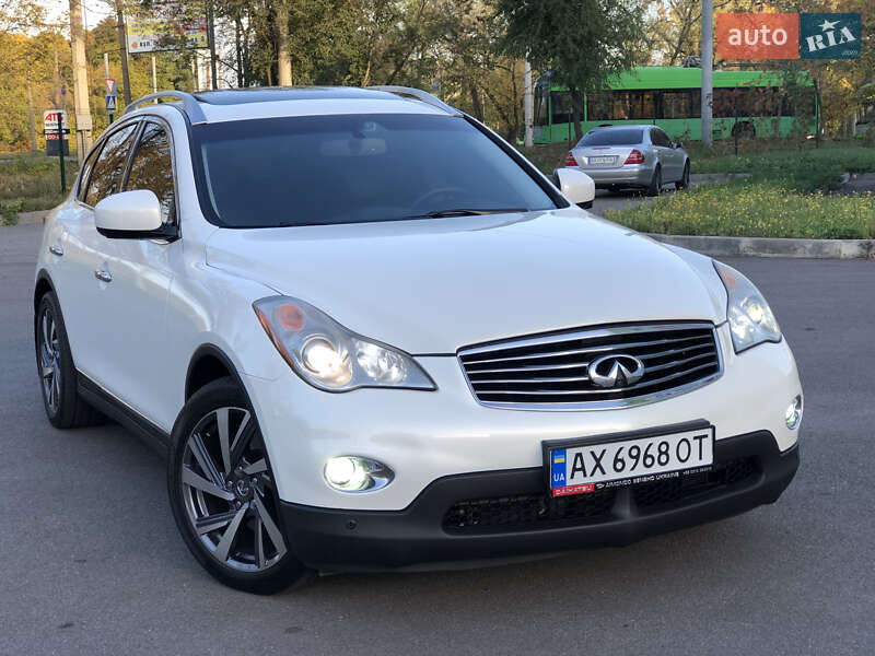 Infiniti-148