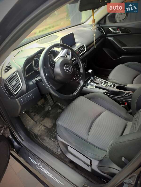 Mazda 3 2015