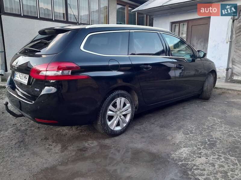 Peugeot 308 2015