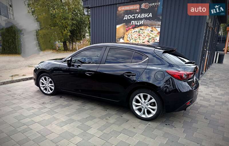 Mazda 3 2015