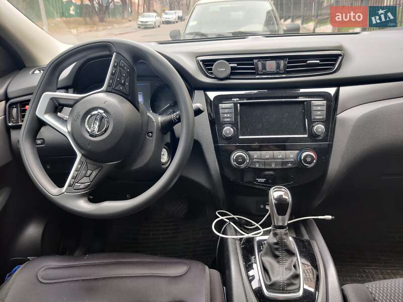 Nissan Rogue Sport 2020