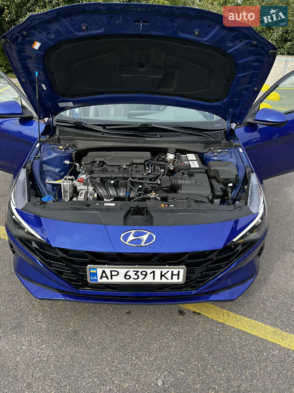 Hyundai Elantra 2023