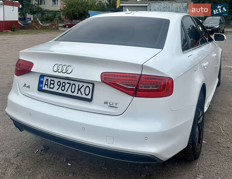 Audi A4 2014