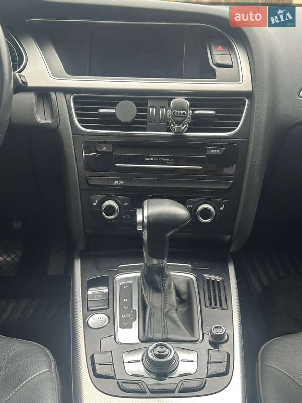 Audi A4 2014