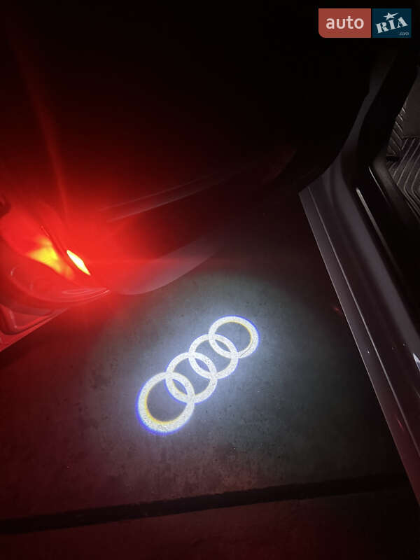 Audi A4 2014