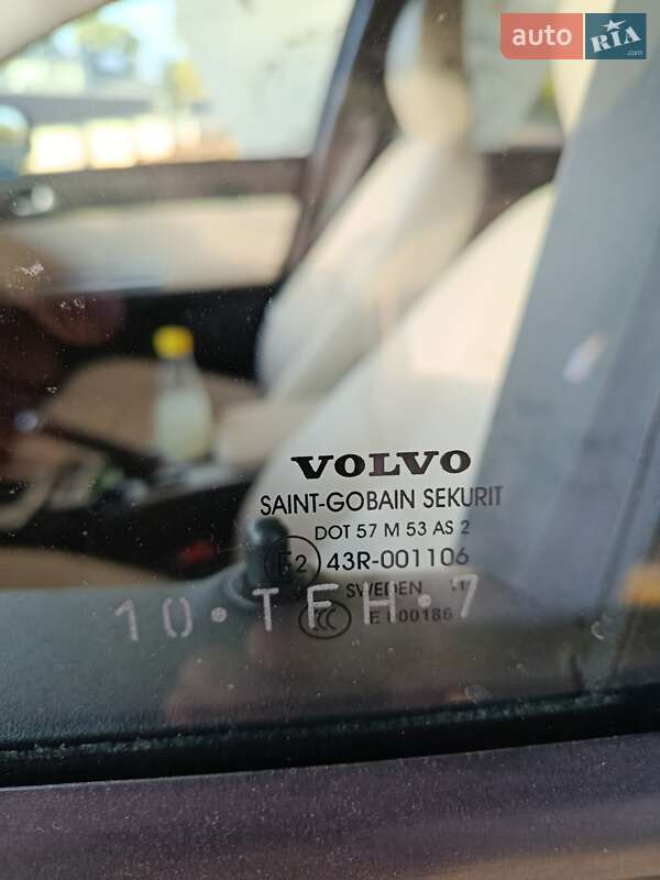 Volvo V50 2011