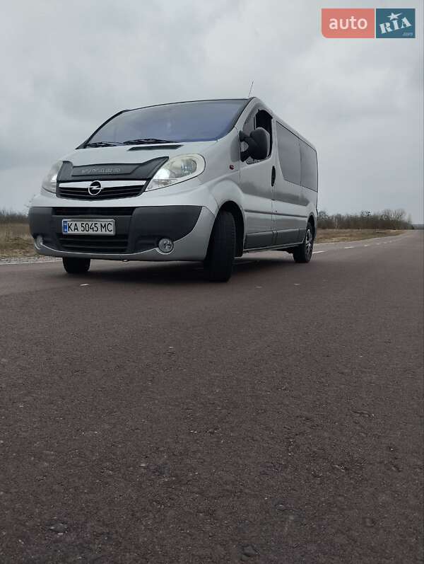 Opel Vivaro 2008