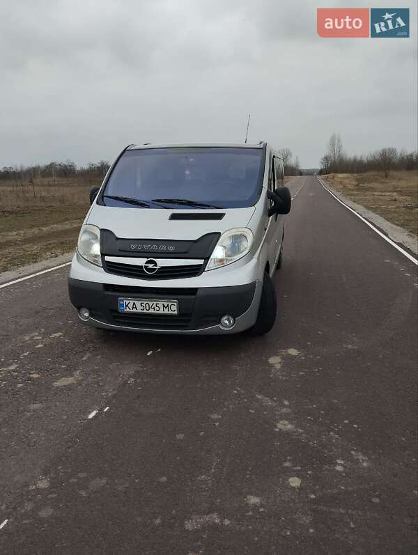 Opel Vivaro 2008