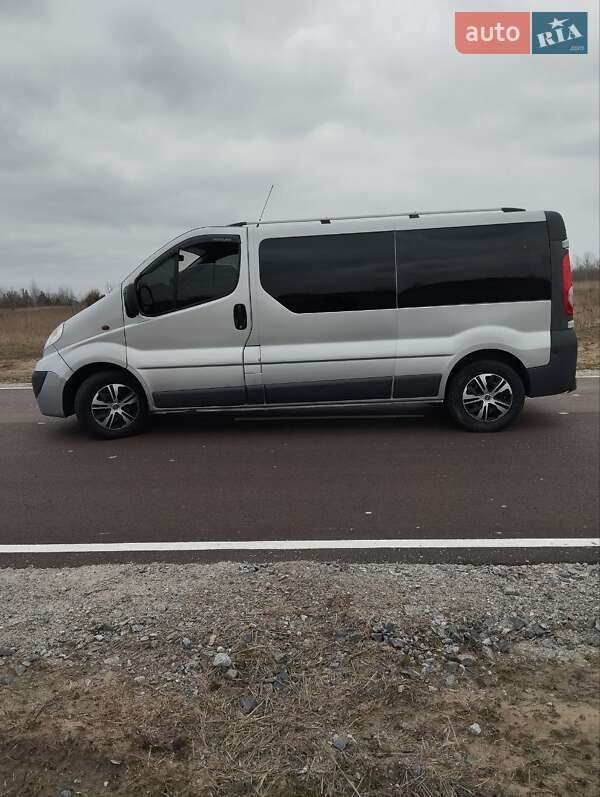Opel Vivaro 2008