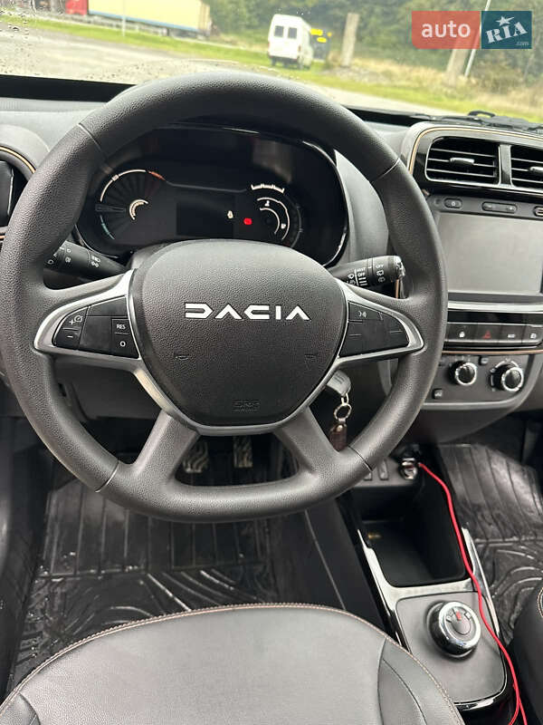 Dacia Spring 2023
