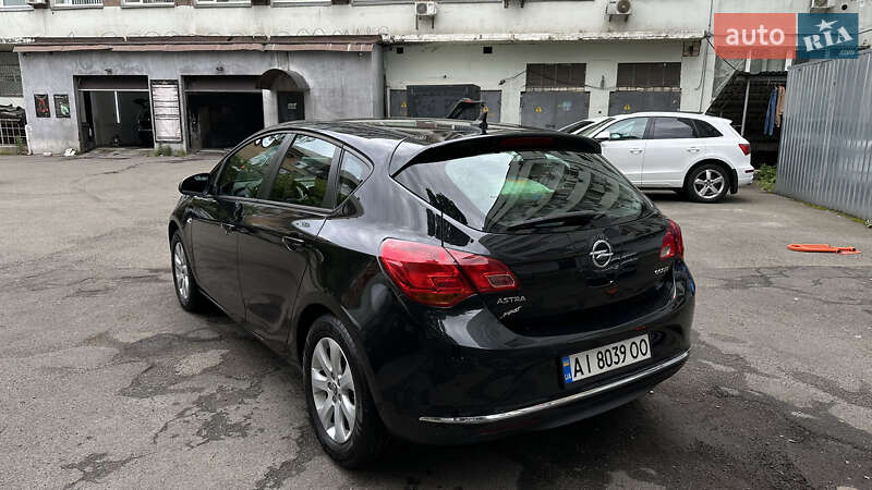 Opel-0