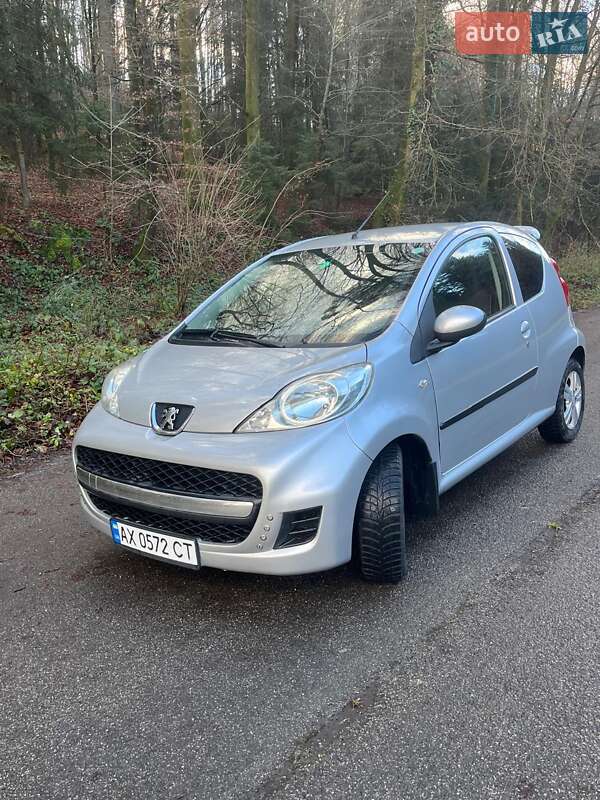 Peugeot 107 2012