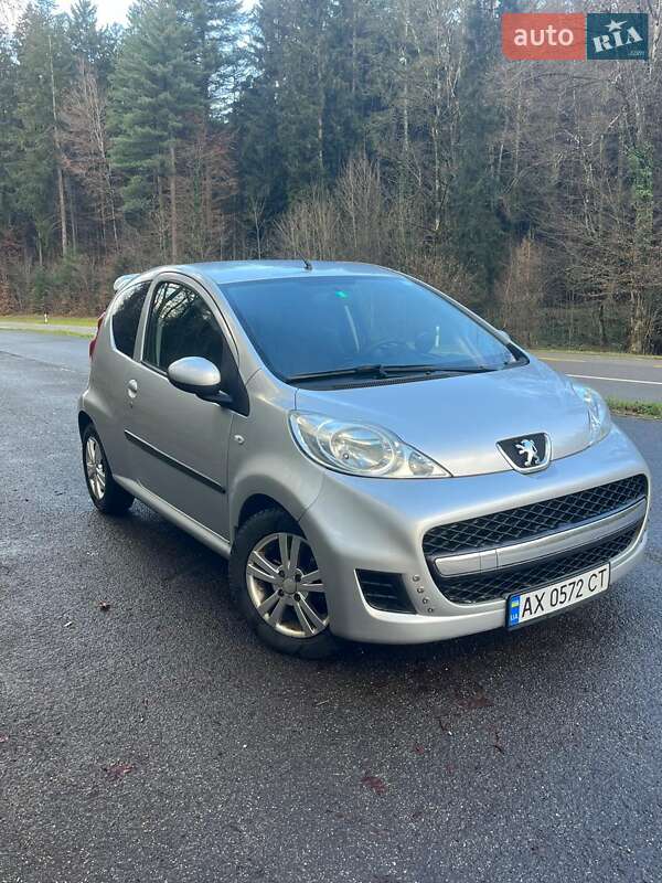 Peugeot 107 2012