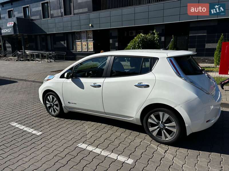 Nissan Leaf 2013