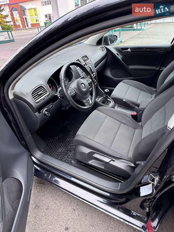 Volkswagen Golf 2011