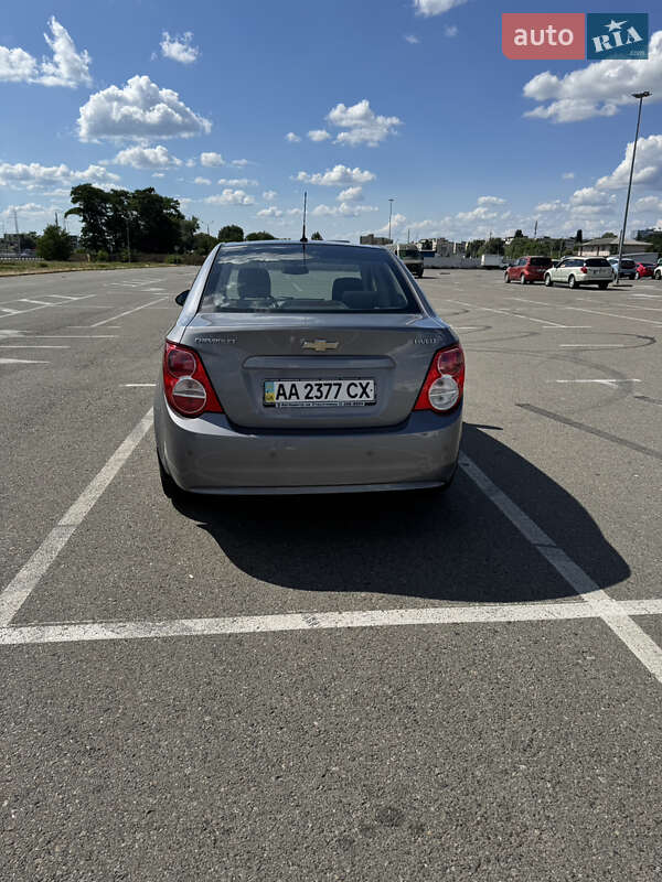 Chevrolet Aveo 2012