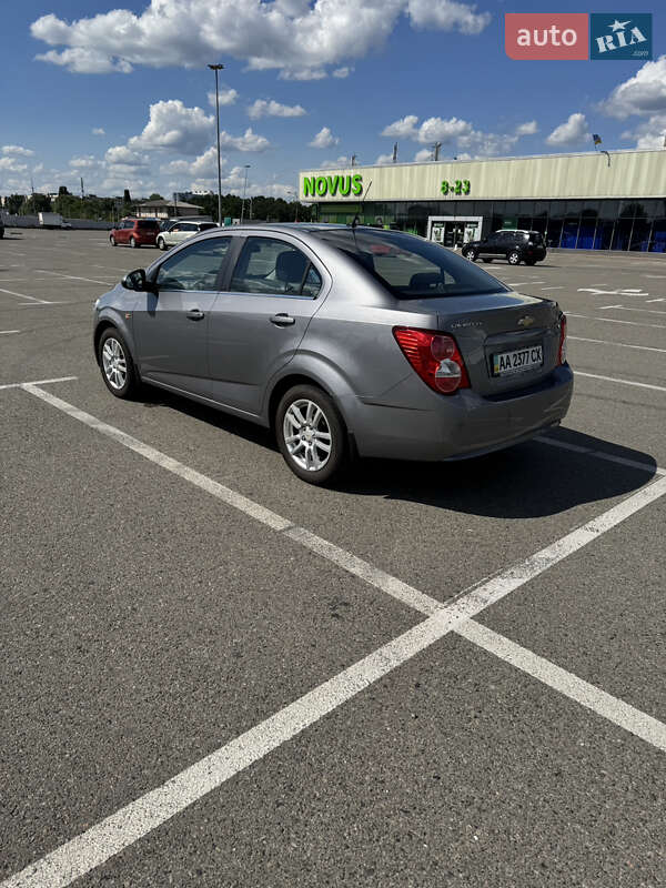 Chevrolet Aveo 2012