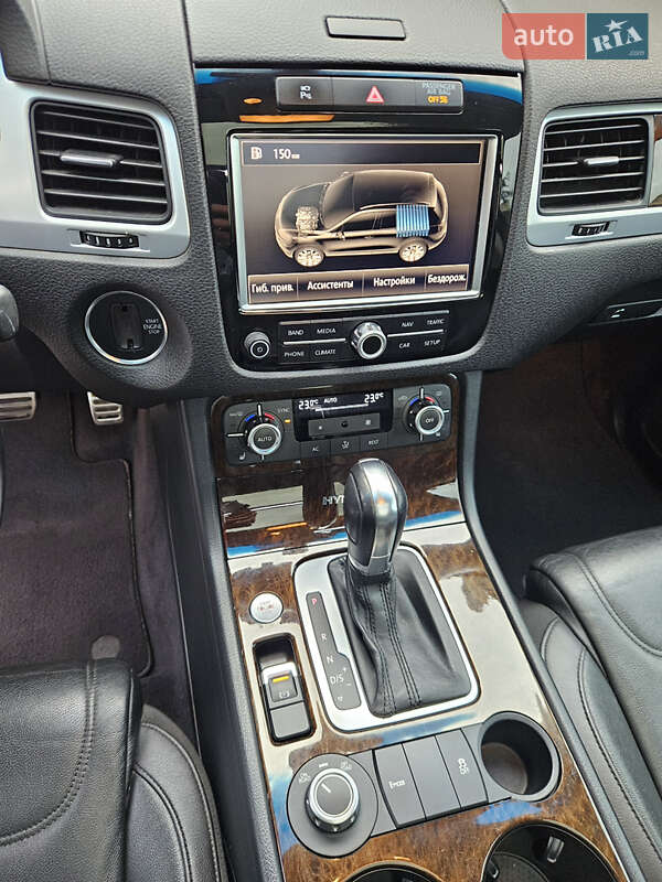 Volkswagen Touareg 2013