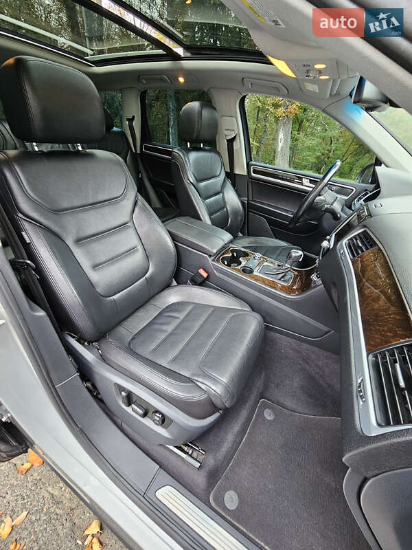 Volkswagen Touareg 2013