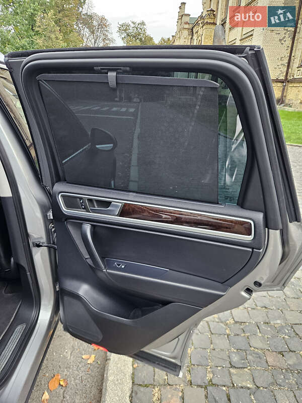 Volkswagen Touareg 2013